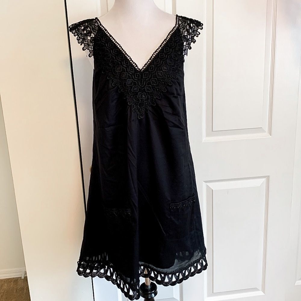 Gracie Black Lace Dress Sz Medium